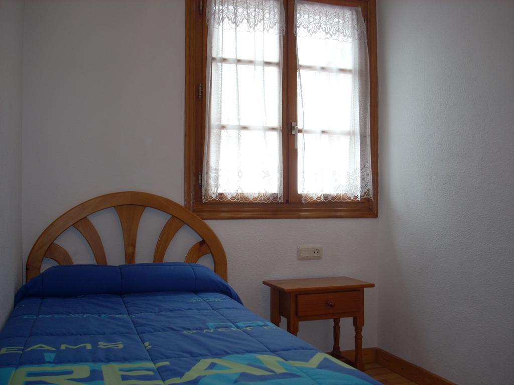 Apartamentos Los Tilos Benasque Bilik gambar